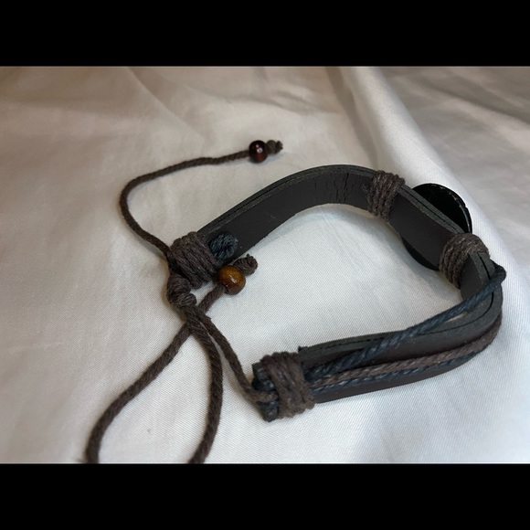 Handmade bracelet - Picture 2 of 3